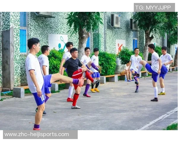 精彩踢足球比赛视频集锦展现球员绝妙技巧与团队配合的完美瞬间